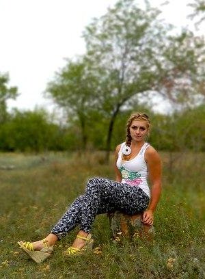 Красивая девушка с секретом - Юлия Винс фото 3